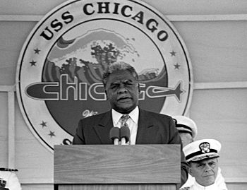 Chicago Mayor Harold Washington speaks during ...