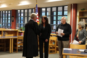 District 104 Board of Education held a swearing-in ceremony of three board members during a board meeting on April 28th.  The Ceremony took place at Heritage Middle School located in Summit.  Edward J. King, Judge of the 4th Judicial Sub Circuit of Cook County administered the oath to Joseph J. Kaput, Maria Roche, and Colleen Lambert. Kaput and Roche were re-elected and Lambert was newly elected during the April 7th election. 